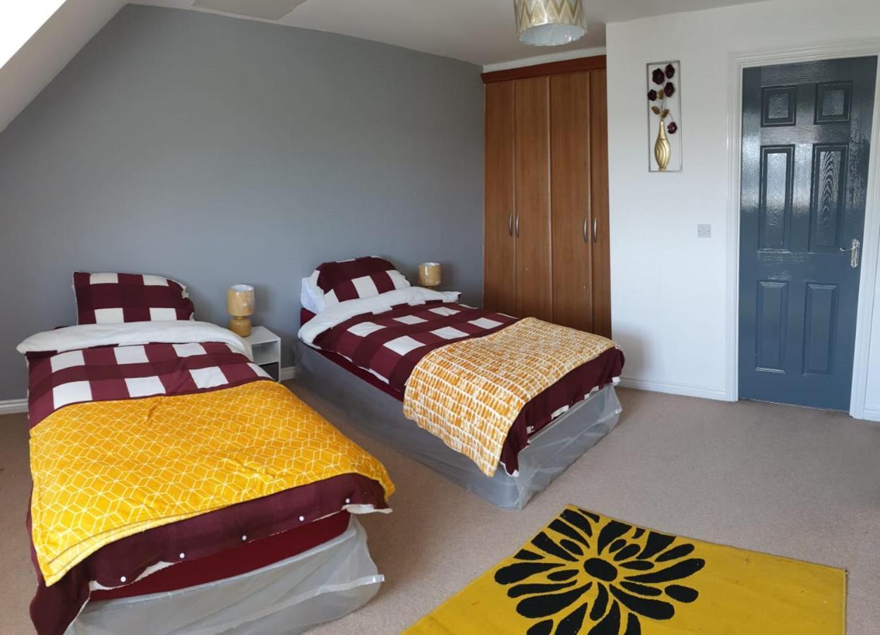 Queens Rooms, A Perfect Stay, Next To Shopping Parks And Central Mánchester Exterior foto