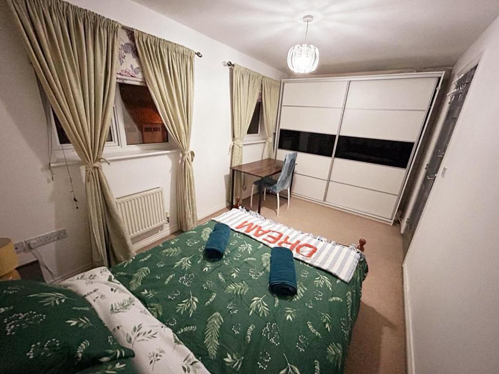 Queens Rooms, A Perfect Stay, Next To Shopping Parks And Central Mánchester Exterior foto